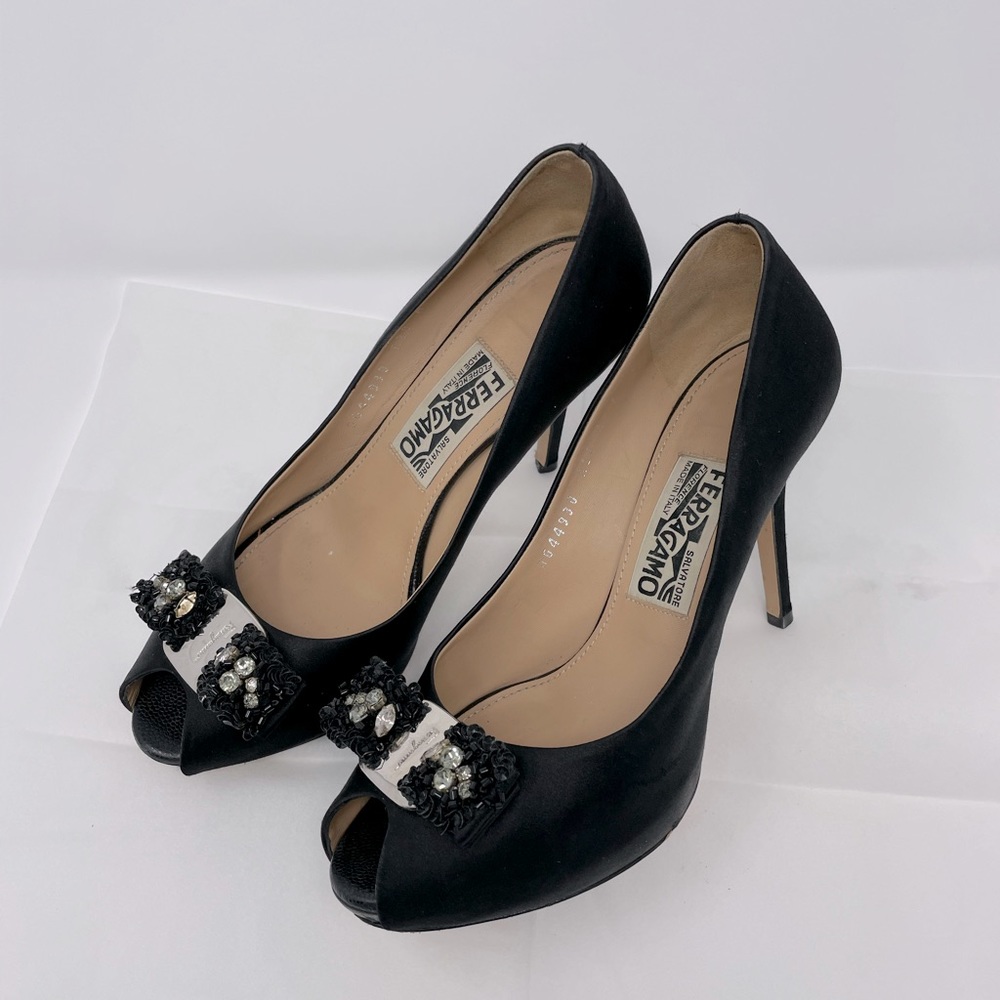Salvatore Ferragamo Open-toe Pumps